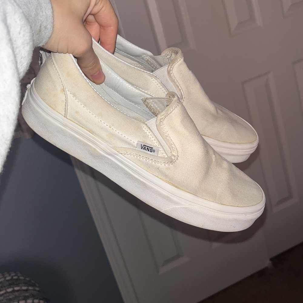 Vans - Picture 6 of 7